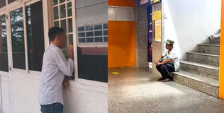 Người cha ngóng con nhập học, tay lôi bọc tiền lẻ đóng học phí cho con