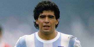 Huyền thoại bóng đá thế giới Diego Maradona qua đời ở tuổi 60