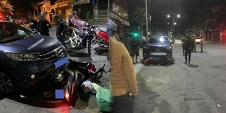 Ô tô va chạm, kéo lê xe máy chở sản phụ đi sinh hơn 500m