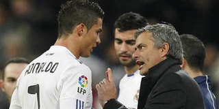 Ronaldo và Mourinho từng cãi nhau tới mức suýt ẩu đả ở Real