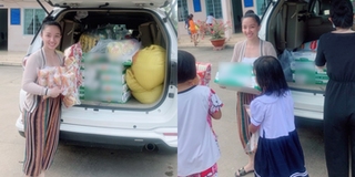 Vừa hết ở cữ, vợ Lê Dương Bảo Lâm đã chở cả xe quà đi từ thiện