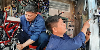 Anh thợ sửa xe đạp nghĩa hiệp, hơn 15 năm cứu trăm người bị nạn