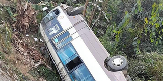 Xe khách lao xuống vực ở Điện Biên, may mắn không có thương vong
