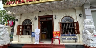 Chuyên gia Trung Quốc nhiễm Covid-19 ở chung khách sạn với nhóm Ấn Độ