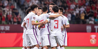 Tước quyền đăng cai vòng loại World Cup 2022 của Trung Quốc