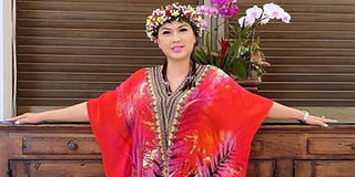 Bà xã Chí Tài - ca sĩ Phương Loan đón sinh nhật tuổi 62 tại Hawaii