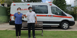 Việt Hương chính thức bàn giao xe cứu thương 1,7 tỷ tặng từ thiện