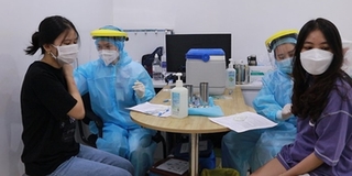 Cơ quan y tế giải đáp về tác dụng phụ của vaccine Covid với trẻ em
