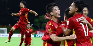 Việt Nam 3 - 0 Malaysia: Mãnh hổ bại trận, đoàn quân áo đỏ thắng lớn