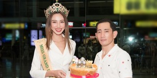 Bố Hoa hậu Thùy Tiên diện đồ giản dị, ngày càng phong độ ở tuổi 47