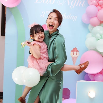 Minh Hằng tổ chức tiệc sinh nhật 3 tuổi hoành tráng cho cháu gái cưng