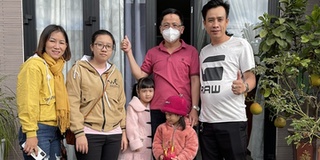 Chuyện tình người ấm áp tại "xứ sở ngàn hoa": Mời du khách ở miễn phí