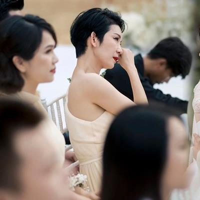 Sao Việt nghẹn ngào ở lễ cưới Ngô Thanh Vân: Xuân Lan khó giữ nước mắt