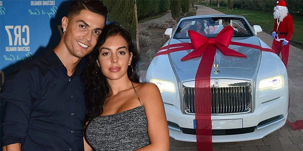 Cristiano Ronaldo tậu xe siêu sang RollsRoyce Ghost