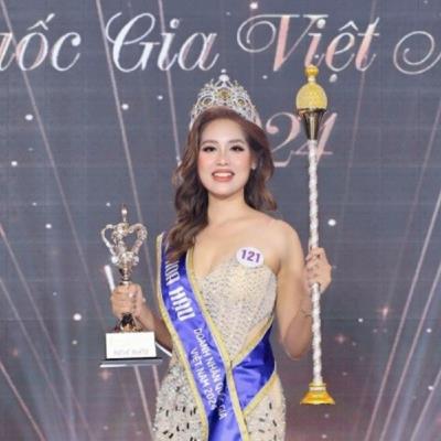 yan.vn - tin sao, ngôi sao - Nguyễn Thị Tuyết Hồng đăng quang Hoa hậu Doanh nhân Quốc gia Việt Nam