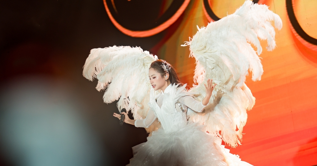 Gallery - Đêm nhạc tri ân lớn nhất trong 13 năm ca hát của Phương Mỹ Chi - YAN