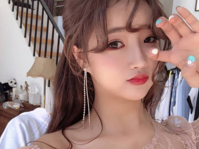 Hot girl xứ kim chi Kangeunwook với nhan sắc thiên thần đã đốn tim không biết bao nhiêu trái tim CĐM Hot girl xứ kim chi Kangeunwook với nhan sắc thiên thần đã đốn tim không biết bao nhiêu trái tim CĐM